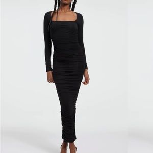 GOOD AMERICAN long sleeve dress in black